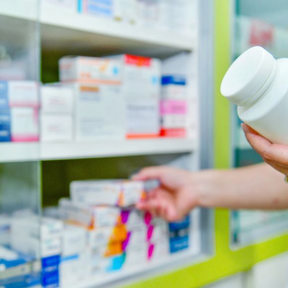 Снижены цены на дорогие лекарства